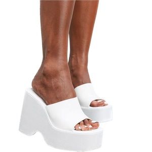 Women’s wedge slide sandals